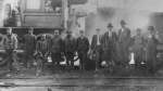 A&R Locomotive shop & train crew - 1917